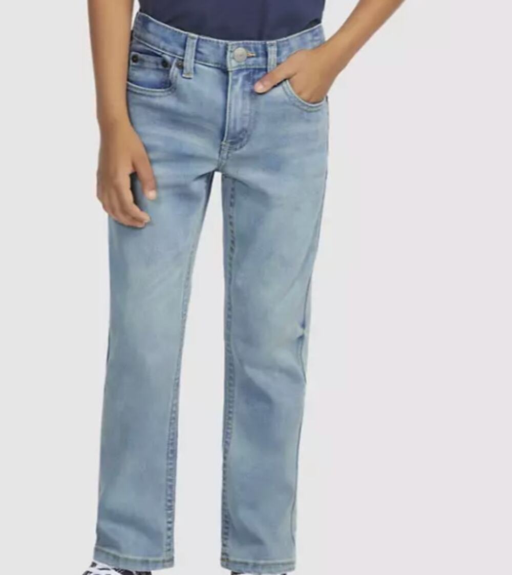 Levi Slim Fit Jeans